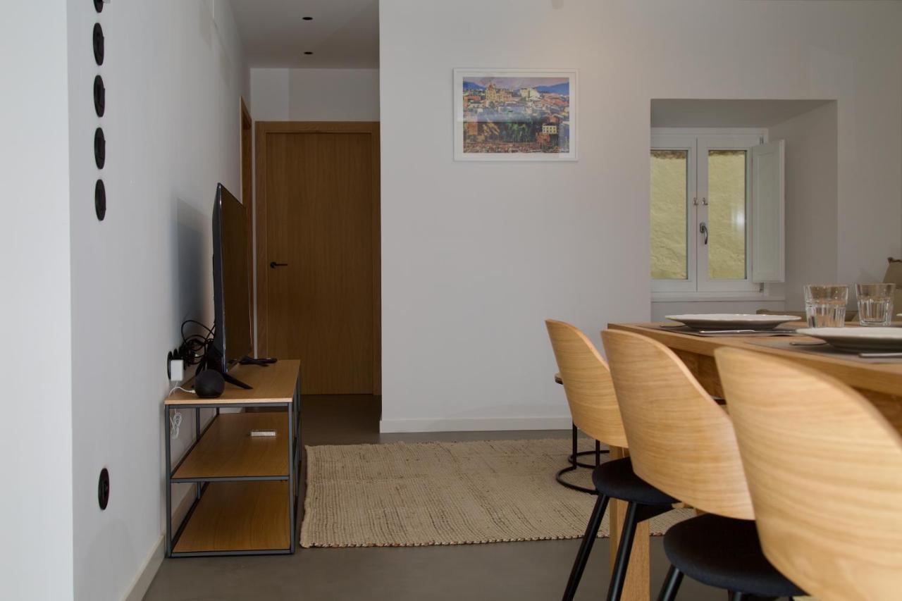Suite 101 - 2 Bedroom Suite At Amando Perez Suites Рибадео Экстерьер фото